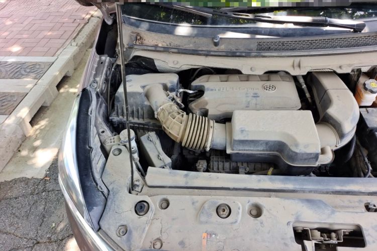 Used Buick GL8 2021 Land Cruiser Executive 652T Premium Model Engine Bay Right