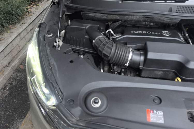 Used Buick GL8 2021 ES Landtrek 653T Comfort Edition Engine Bay Right