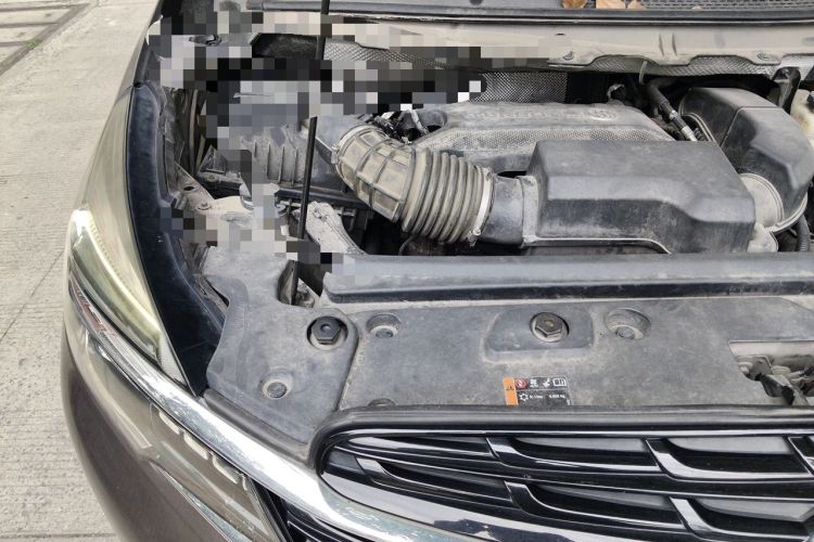 Used Buick GL8 2021 Land Cruiser Executive Class 652T Comfort Model Engine Bay Right