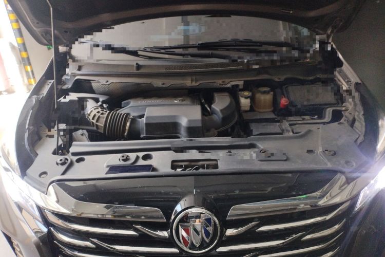 Used Buick GL8 2021 Land Cruiser Executive Class 652T Comfort Model Engine Bay