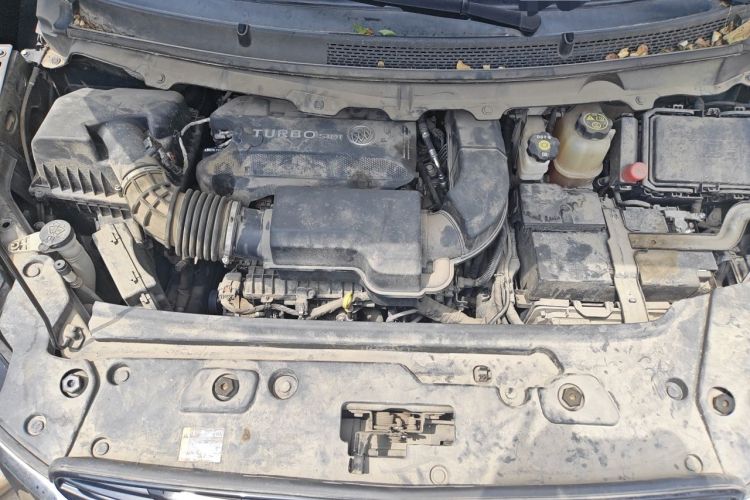 Used Buick GL8 2021 Land Cruiser Executive Class 652T Luxury Model Engine Bay