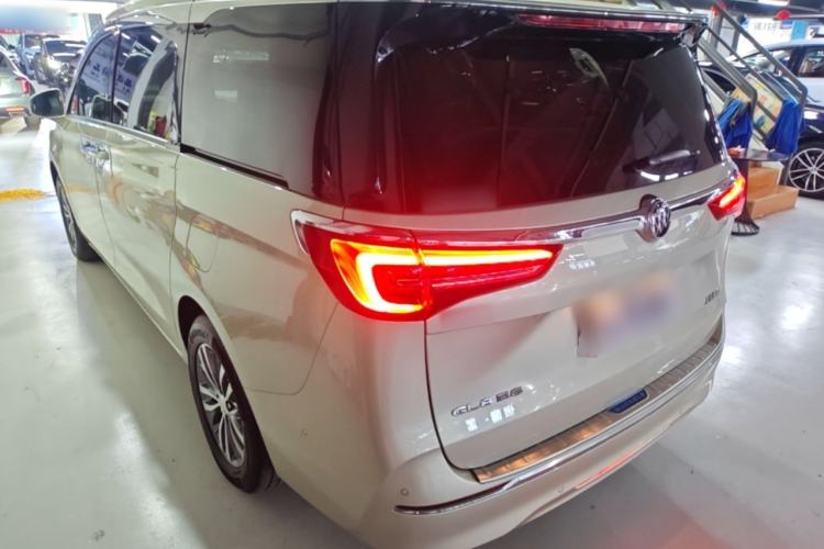 Used Buick GL8 2021 ES Land Cruiser 653T Luxury Edition Exterior 2