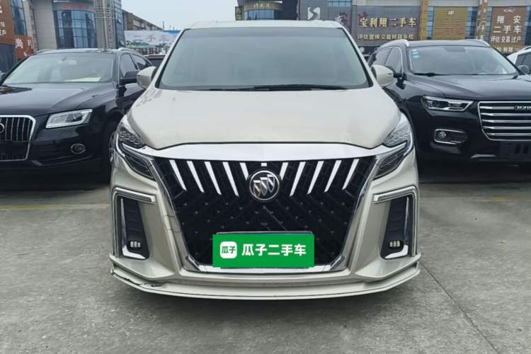 Used Buick GL8 2021 ES Landtrek 653T Comfort Edition Front