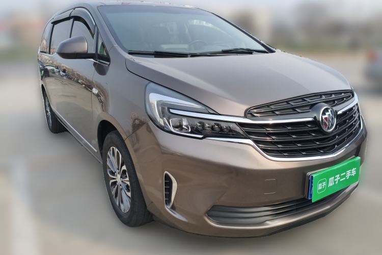 Used Buick GL8 2021 Land Cruiser Executive Class 652T Luxury Model Front Right 45 Deg