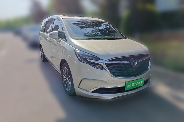 Used Buick GL8 2021 ES Landtrek 653T Luxury Model Front Right 45 Deg