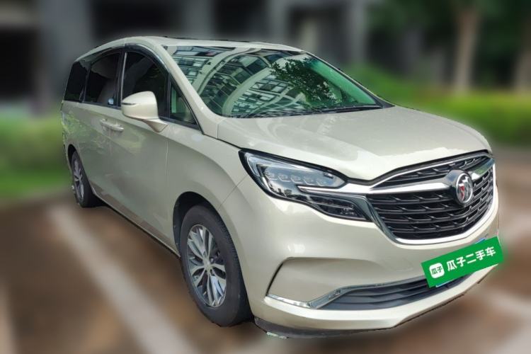 Used Buick GL8 2021 ES Landtrek 653T Comfort Edition Front Right 45 Deg