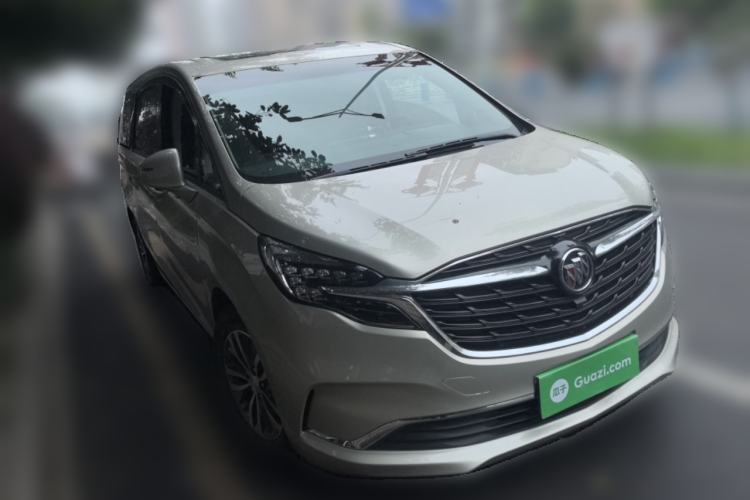 Used Buick GL8 2021 ES Landtrek 653T Comfort Edition Front Right 45 Deg