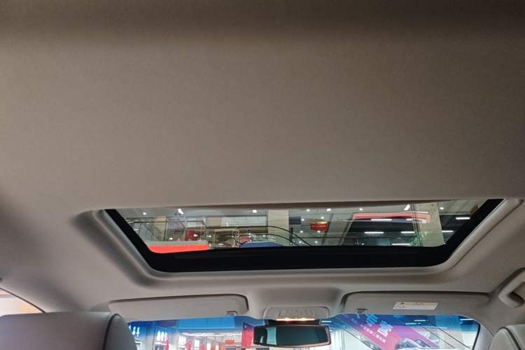 Used Buick GL8 2021 Land Cruiser Executive Class 652T Luxury Model Headliner