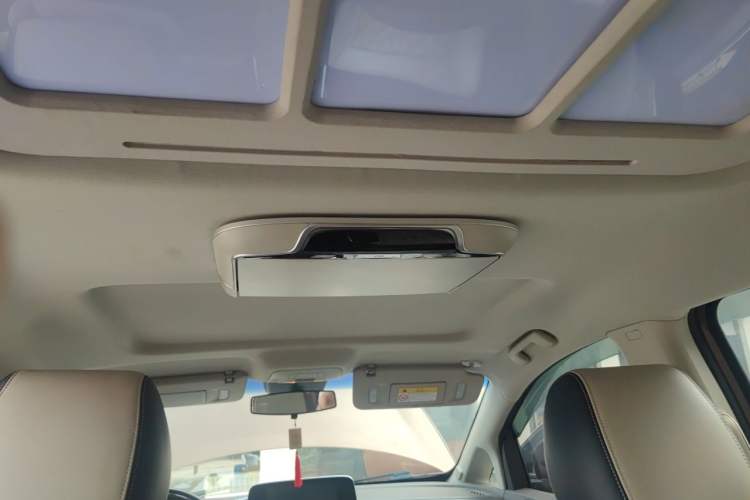 Used Buick GL8 2021 Land Cruiser Executive Class 652T Comfort Model Headliner