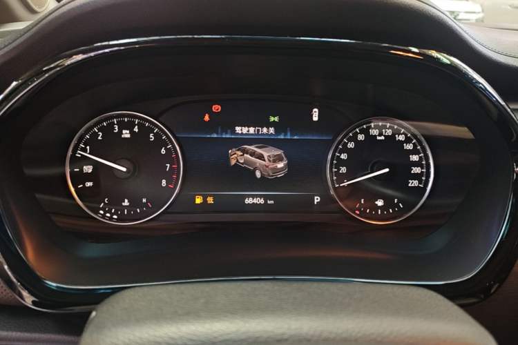 Used Buick GL8 2021 Land Cruiser Executive Class 652T Luxury Model Instrument Cluster
