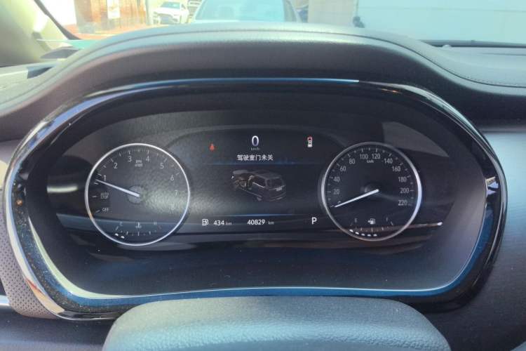 Used Buick GL8 2021 Land Cruiser Executive Class 652T Smart Luxury Model Instrument Cluster