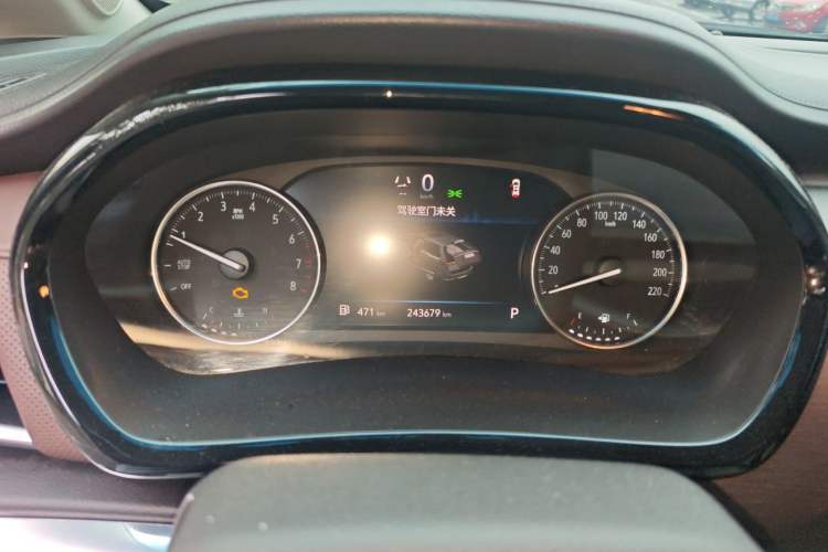 Used Buick GL8 2021 Land Cruiser Executive Class 652T Comfort Model Instrument Cluster