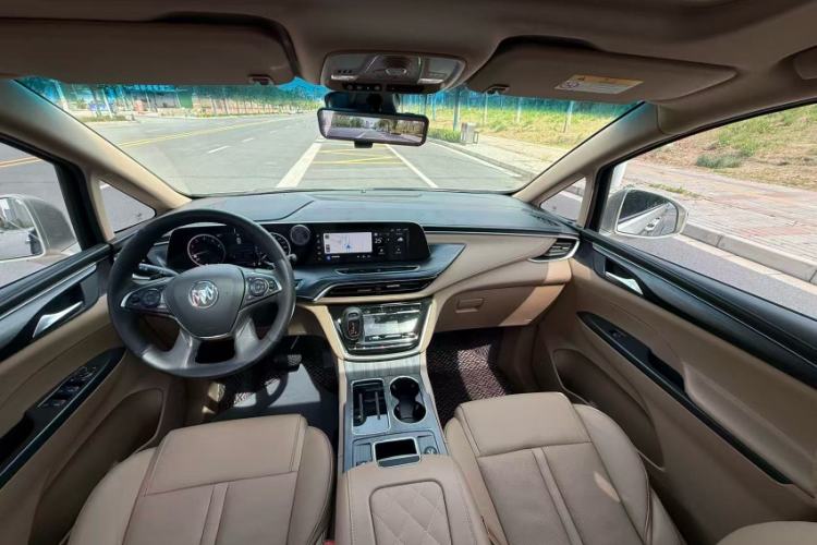 Used Buick GL8 2021 ES Land Cruiser 653T Flagship Model Interior 1