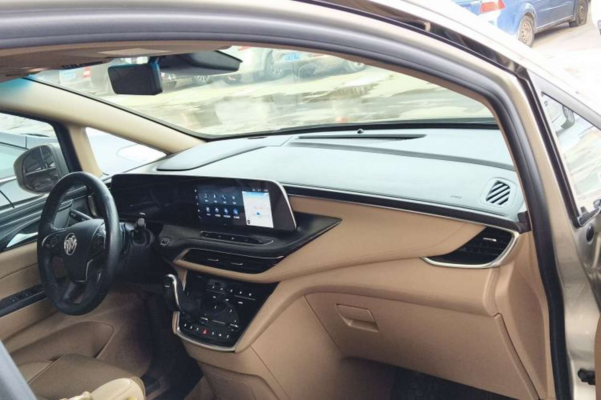 Used Buick GL8 2021 ES Land Cruiser 653T Luxury Edition Interior 2