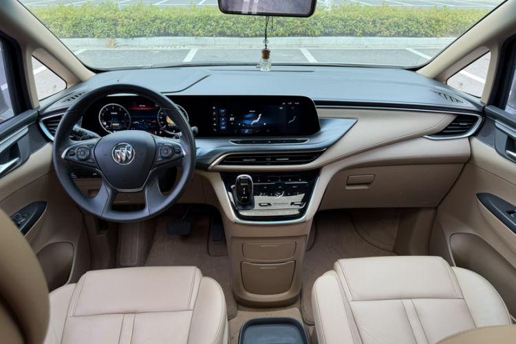 Used Buick GL8 2021 ES Land Cruiser 653T Luxury Edition Interior 3