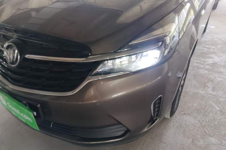 Used Buick GL8 2021 Land Cruiser Executive Class 652T Comfort Model Left Front Headlight