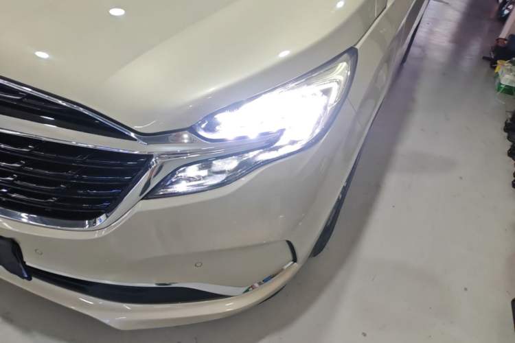 Used Buick GL8 2021 ES Land Cruiser 653T Luxury Edition Left Front Headlight