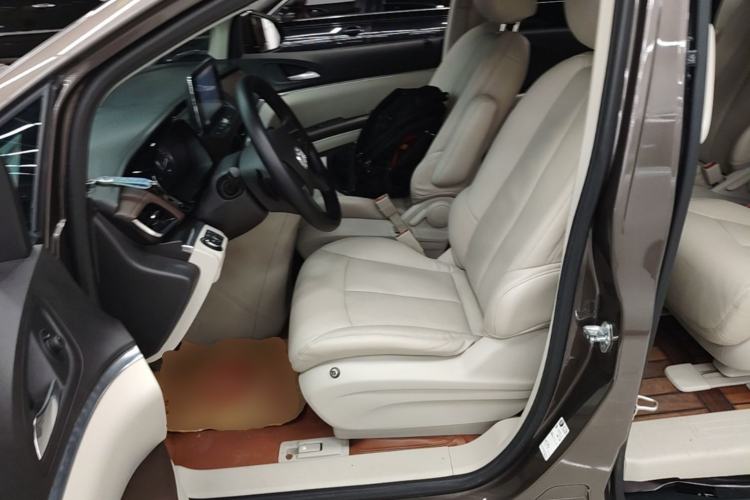 Used Buick GL8 2021 Land Cruiser Executive Class 652T Comfort Model Left Front Seat
