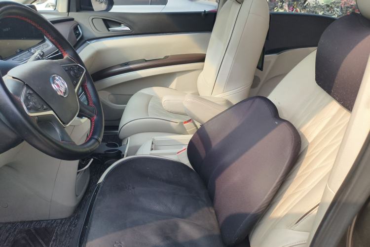 Used Buick GL8 2021 Land Cruiser Executive Class 652T Luxury Model Left Front Seat