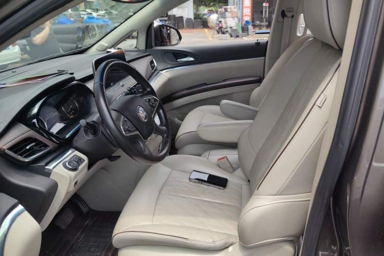 Used Buick GL8 2021 Land Cruiser Executive Class 652T Luxury Model Left Front Seat