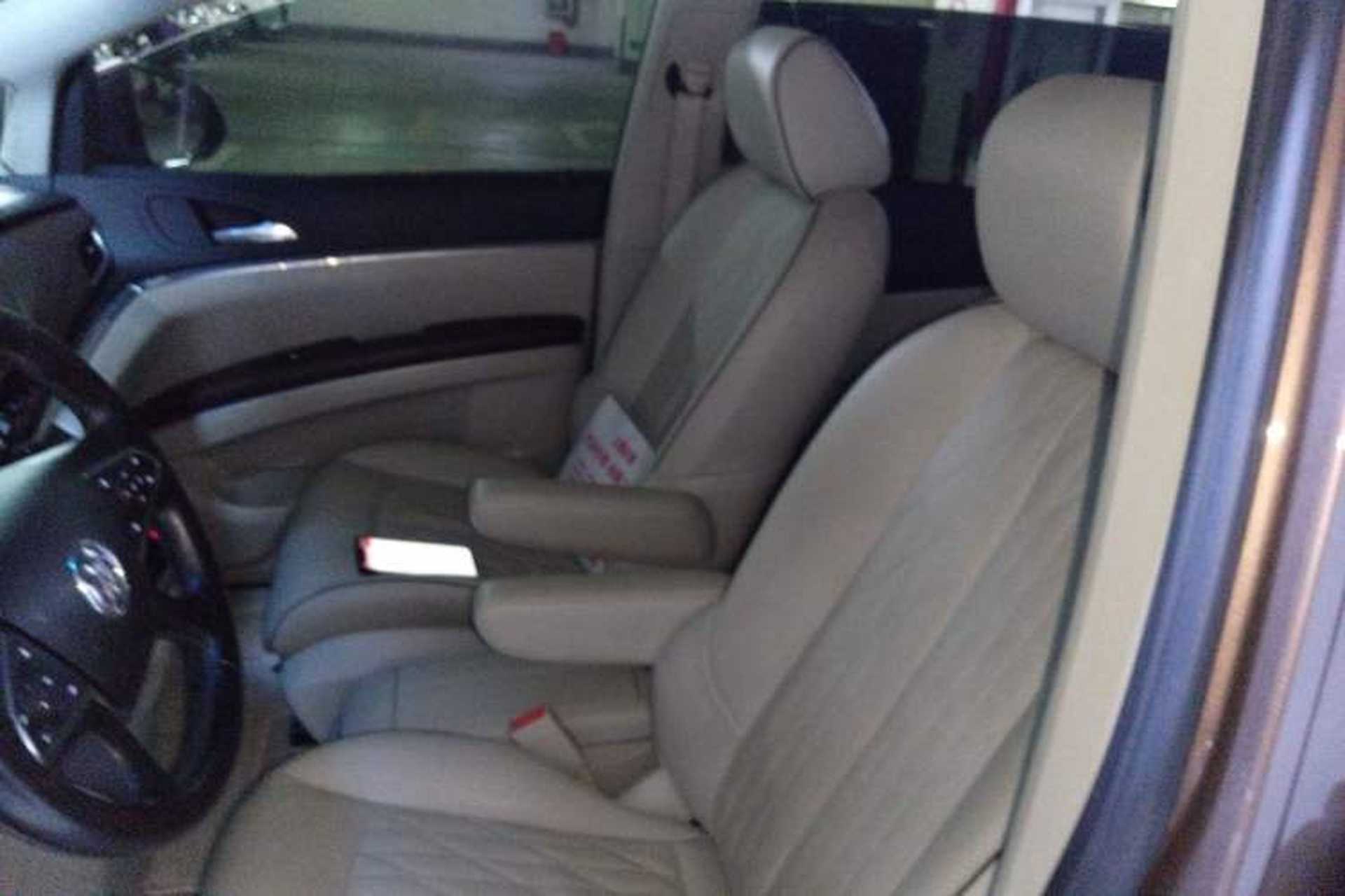 Used Buick GL8 2021 Land Cruiser Executive Class 652T Luxury Model Left Front Seat