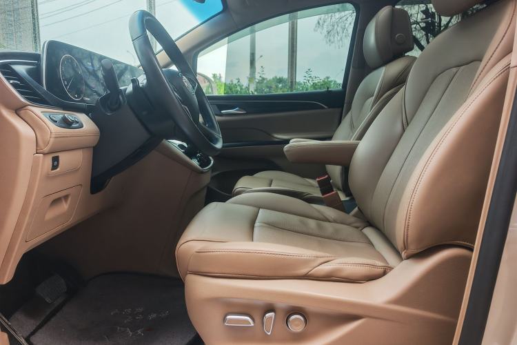 Used Buick GL8 2021 ES Landtrek 653T Luxury Model Left Front Seat
