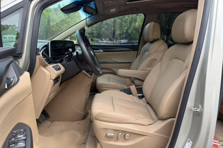 Used Buick GL8 2021 ES Land Cruiser 653T Luxury Edition Left Front Seat