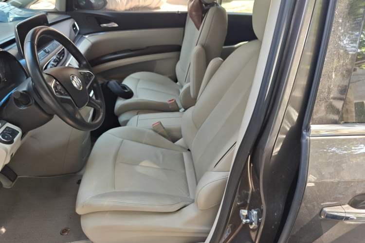 Used Buick GL8 2021 Land Cruiser Executive 652T Premium Model Left Front Seat