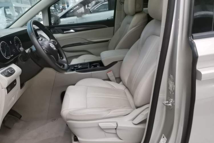 Used Buick GL8 2021 ES Landtrek 653T Comfort Edition Left Front Seat