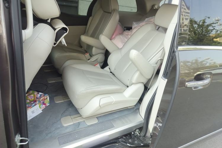 Used Buick GL8 2021 Land Cruiser Executive 652T Premium Model Left Rear Seat