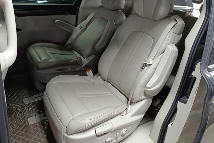 Used Buick GL8 2021 ES Landtrek 653T Comfort Edition Left Rear Seat