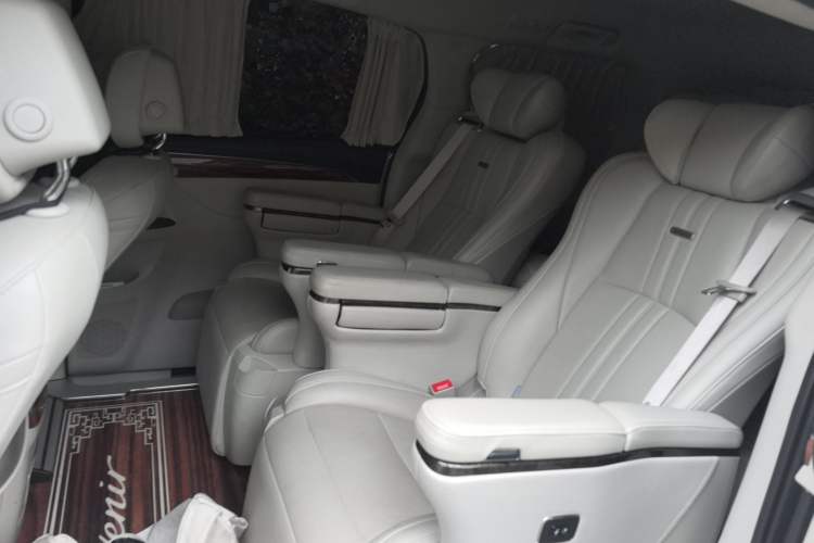 Used Buick GL8 2021 ES Landtrek 653T Comfort Edition Left Rear Seat