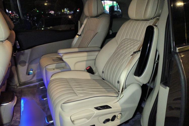 Used Buick GL8 2021 Land Cruiser Executive Class 652T Comfort Model Left Rear Seat