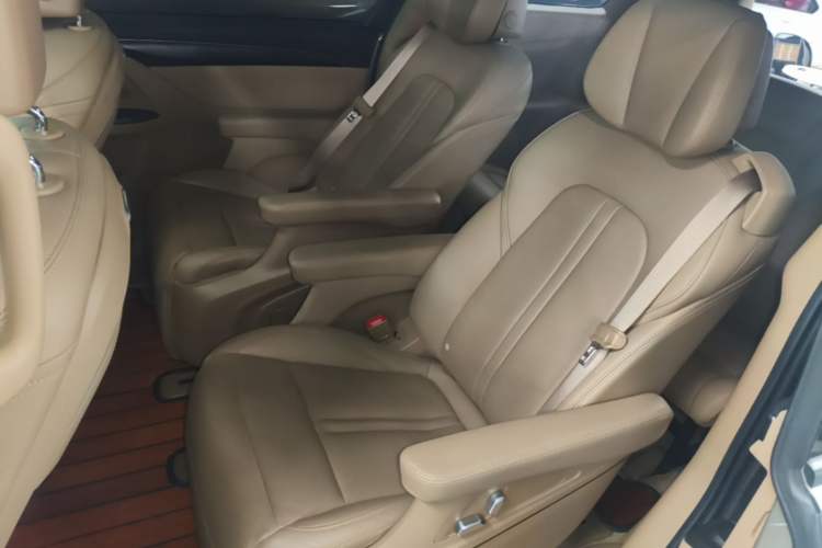Used Buick GL8 2021 ES Landtrek 653T Luxury Model Left Rear Seat