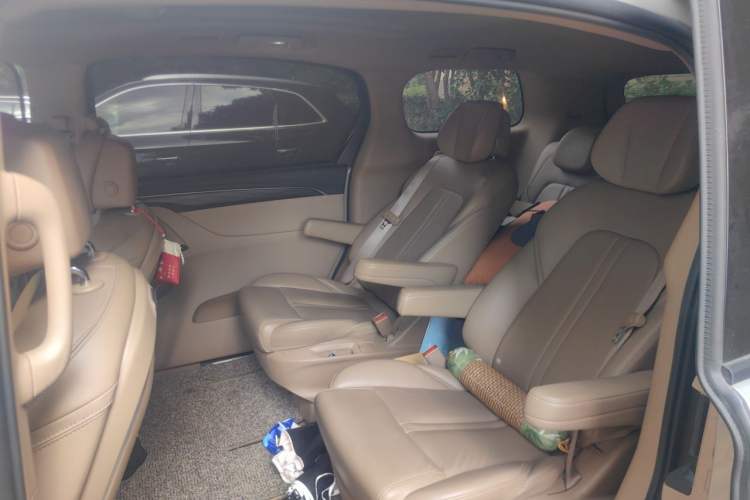 Used Buick GL8 2021 ES Land Cruiser 653T Luxury Edition Left Rear Seat