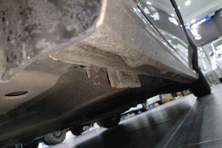 Used Buick GL8 2021 ES Land Cruiser 653T Luxury Edition Left Side Sill
