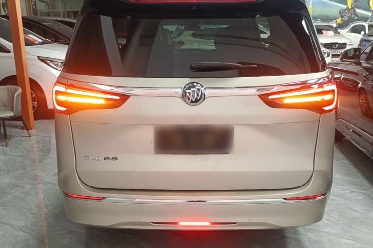 Used Buick GL8 2021 ES Land Cruiser 653T Luxury Edition Rear