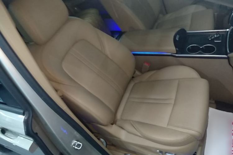 Used Buick GL8 2021 ES Land Cruiser 653T Luxury Edition Right Front Seat
