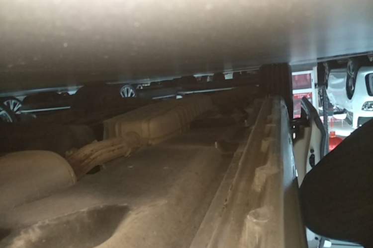 Used Buick GL8 2021 ES Land Cruiser 653T Luxury Edition Right Side Sill
