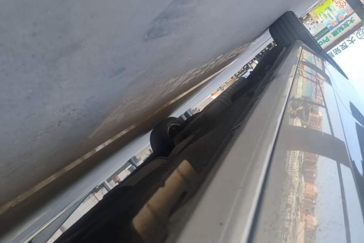 Used Buick GL8 2021 ES Landtrek 653T Luxury Model Right Side Sill