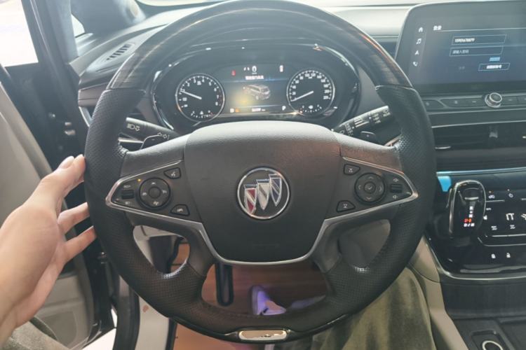 Used Buick GL8 2021 Land Cruiser Executive Class 652T Smart Luxury Model Steering Wheel