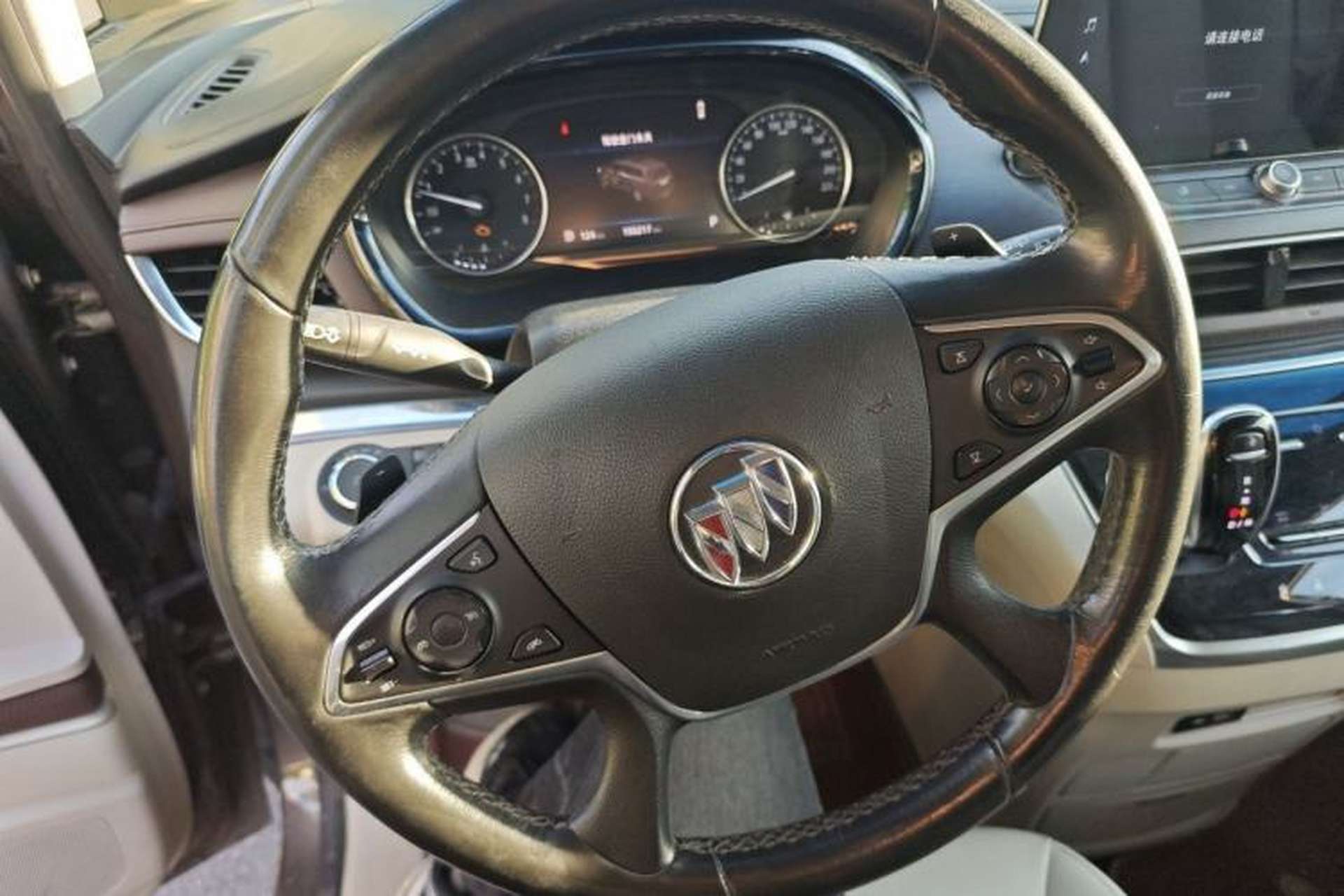 Used Buick GL8 2021 Land Cruiser Executive Class 652T Luxury Model Steering Wheel
