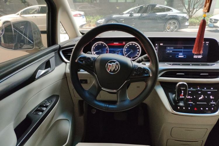 Used Buick GL8 2021 ES Landtrek 653T Comfort Edition Steering Wheel