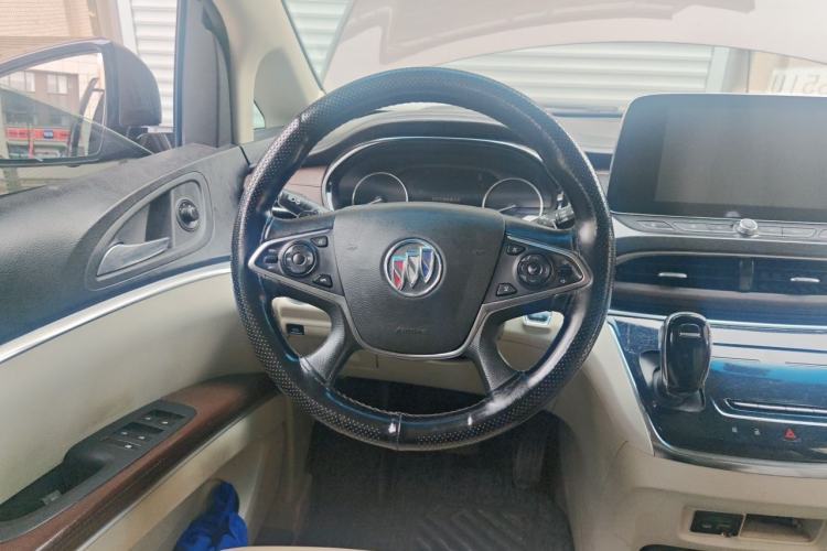 Used Buick GL8 2021 Land Cruiser Executive Class 652T Comfort Model Steering Wheel
