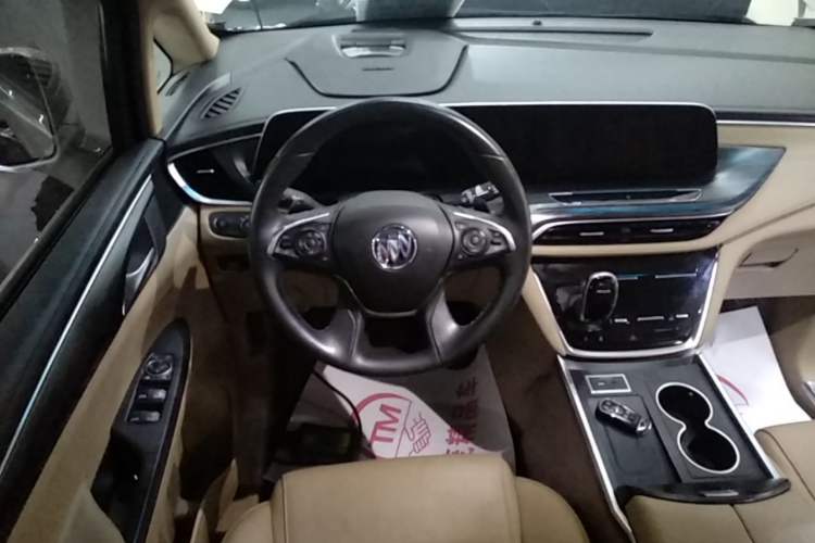 Used Buick GL8 2021 ES Land Cruiser 653T Luxury Edition Steering Wheel