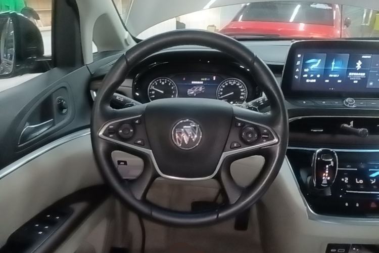 Used Buick GL8 2021 Land Cruiser Executive Class 652T Luxury Model Steering Wheel