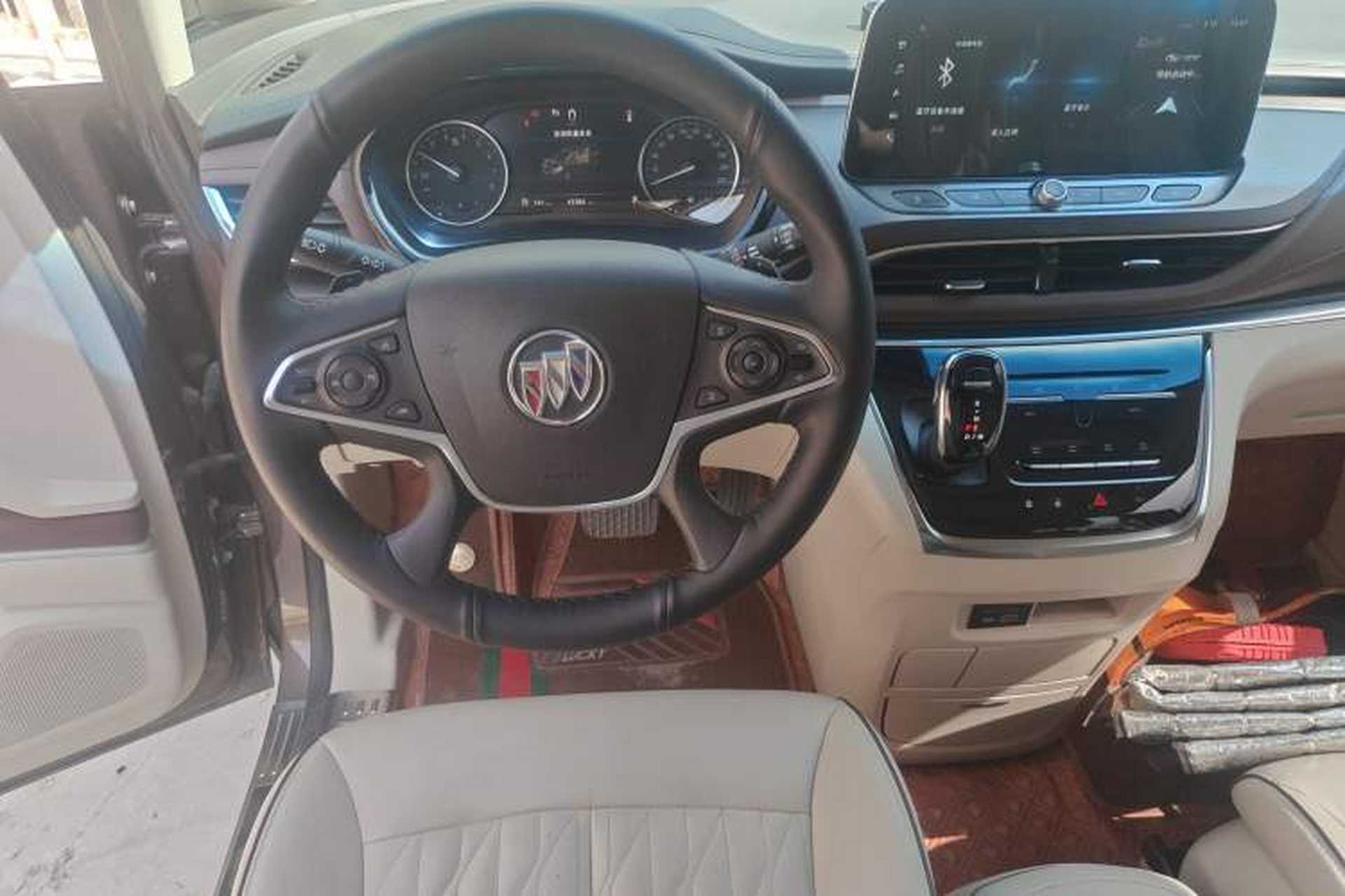 Used Buick GL8 2021 Land Cruiser Executive Class 652T Luxury Model Steering Wheel