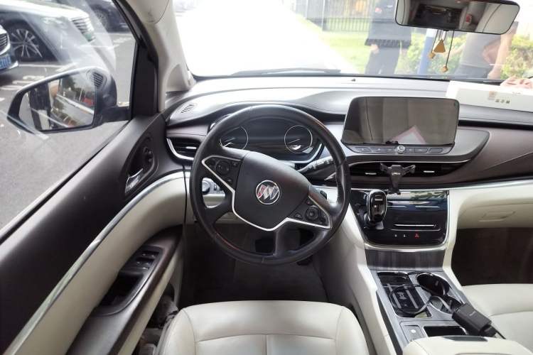 Used Buick GL8 2021 Land Cruiser Executive 652T Premium Model Steering Wheel