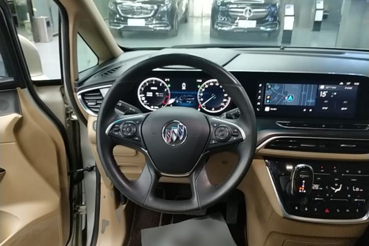 Used Buick GL8 2021 ES Landtrek 653T Luxury Model Steering Wheel