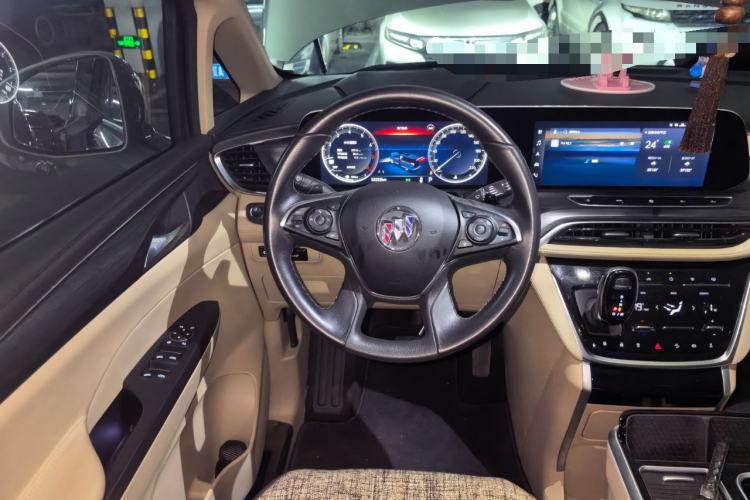 Used Buick GL8 2021 ES Land Cruiser 653T Luxury Edition Steering Wheel